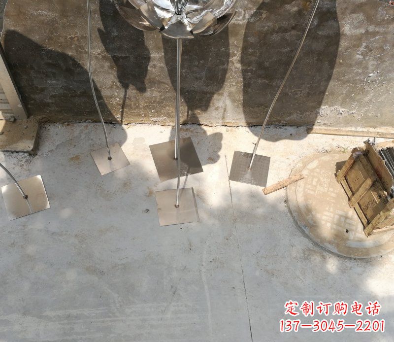 辽阳不锈钢莲花荷叶酒店大厅景观雕塑