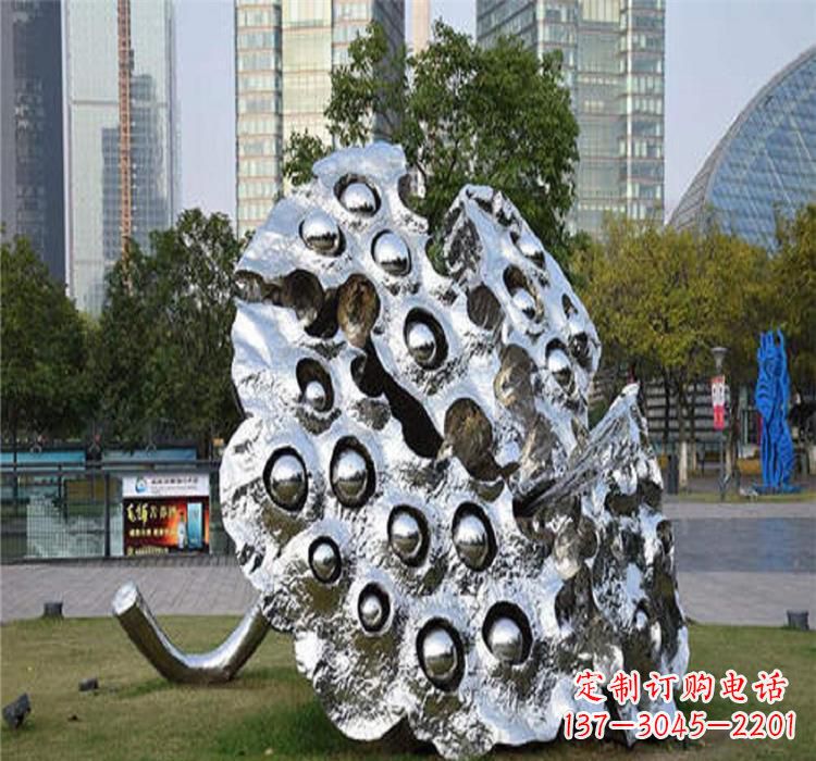 辽阳不锈钢莲蓬雕塑2