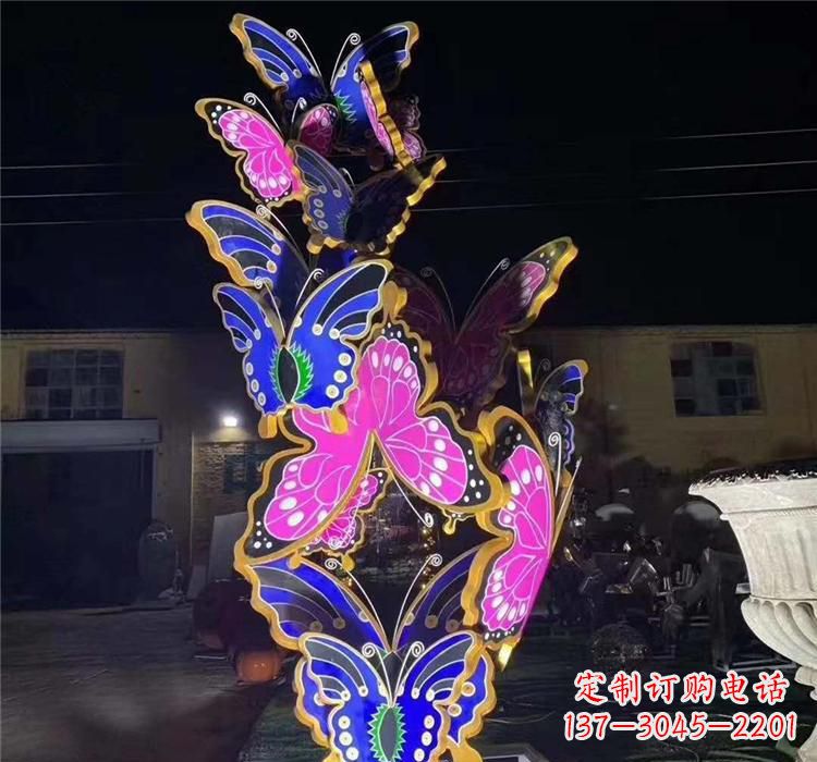 辽阳不锈钢镂空蝴蝶雕塑——自由自在的艺术风景