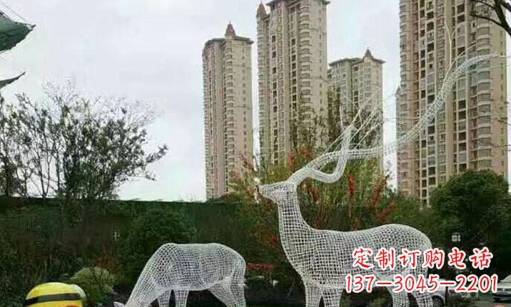 辽阳不锈钢镂空鹿雕塑精美纯粹的艺术之作