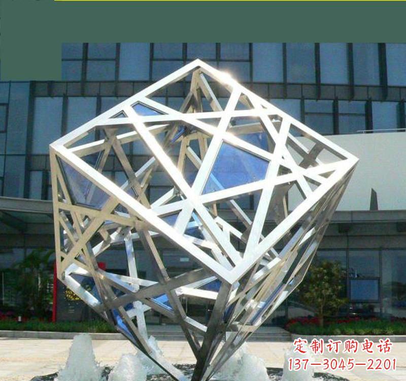 辽阳不锈钢镂空魔方雕塑艺术与智慧的完美结合