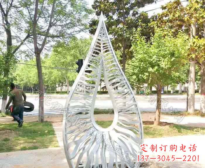 辽阳精致不锈钢水滴雕塑