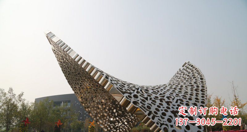 辽阳不锈钢字母雕塑——点缀美丽的空间