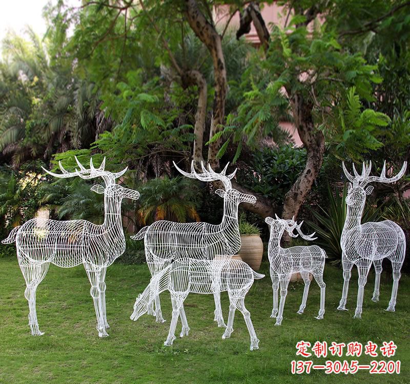 辽阳不锈钢梅花鹿雕塑美丽的象征