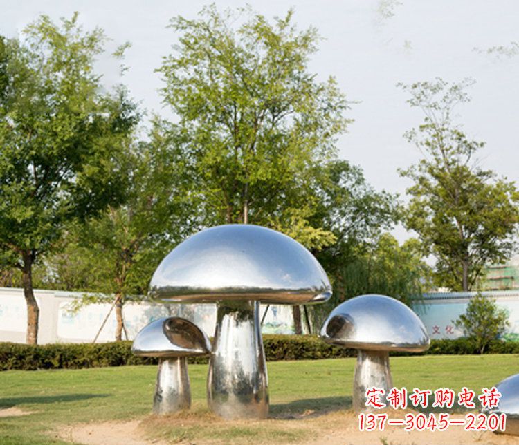 辽阳不锈钢蘑菇雕塑精致而美观