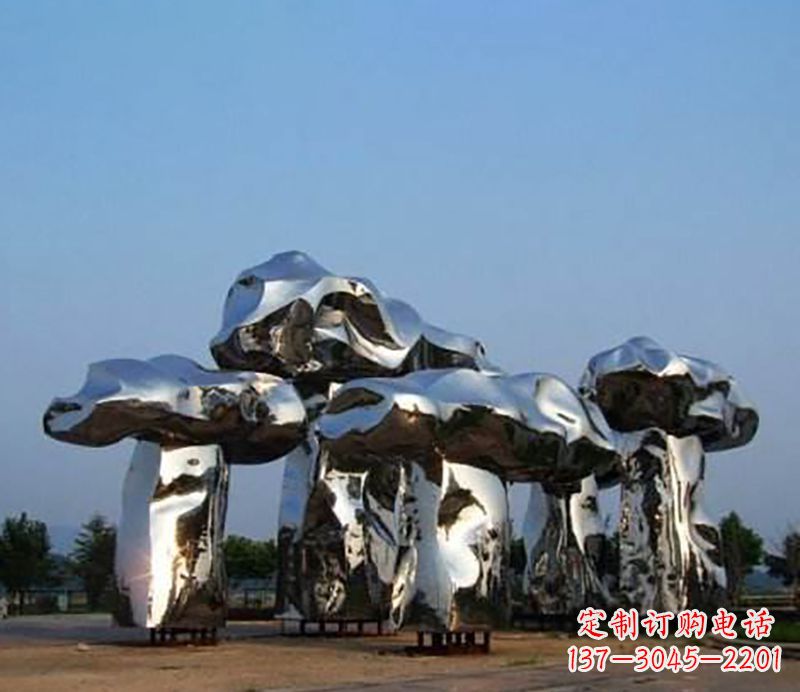辽阳不锈钢蘑菇雕塑——一次惊艳的艺术之旅