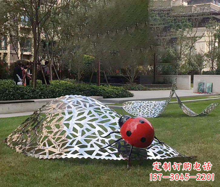辽阳不锈钢瓢虫雕塑令人惊叹的艺术之美