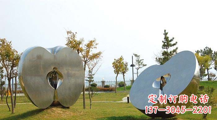 辽阳不锈钢苹果雕塑象征新生活的精神