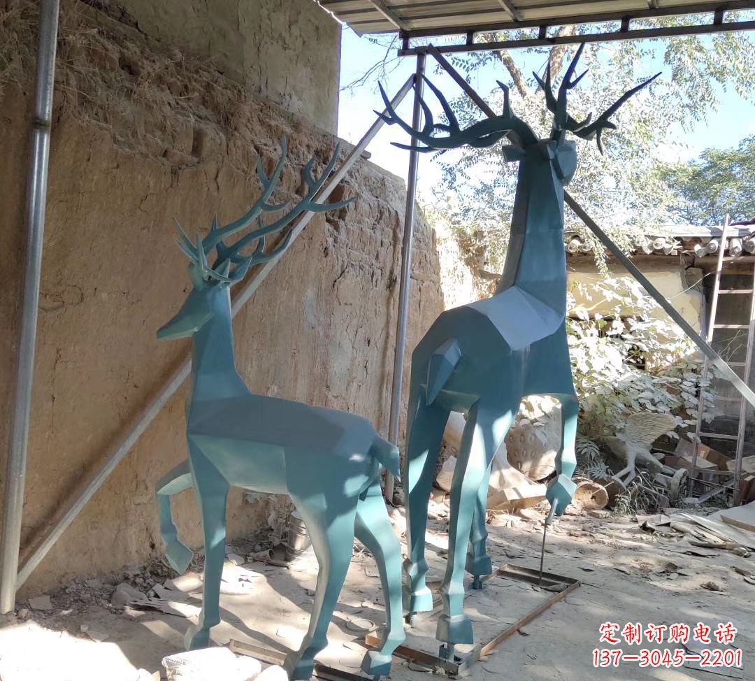 辽阳不锈钢切面景观小鹿雕塑