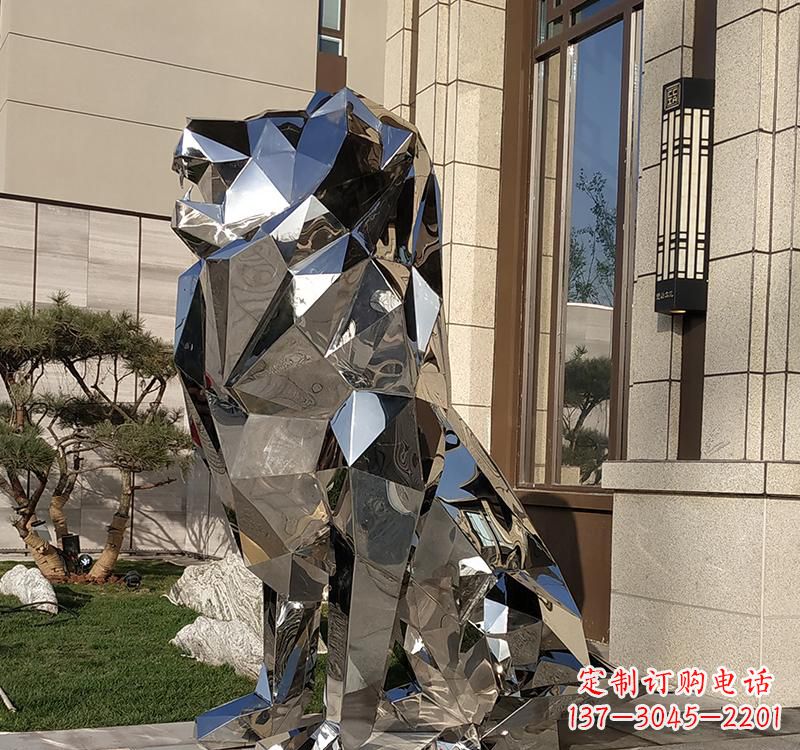 辽阳不锈钢狮子雕塑精美而又富有艺术感