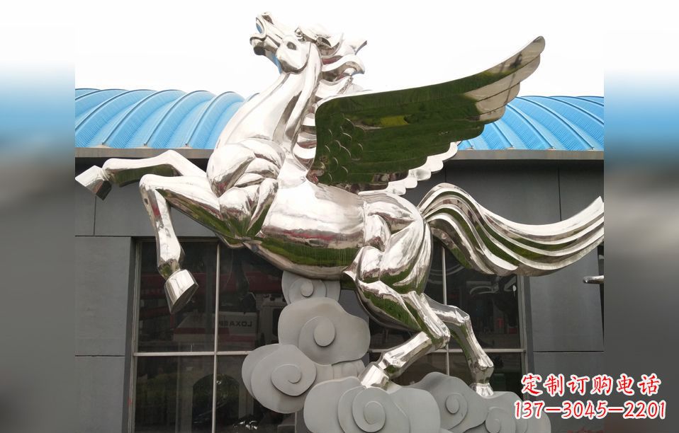 辽阳不锈钢踏祥云的飞马雕塑