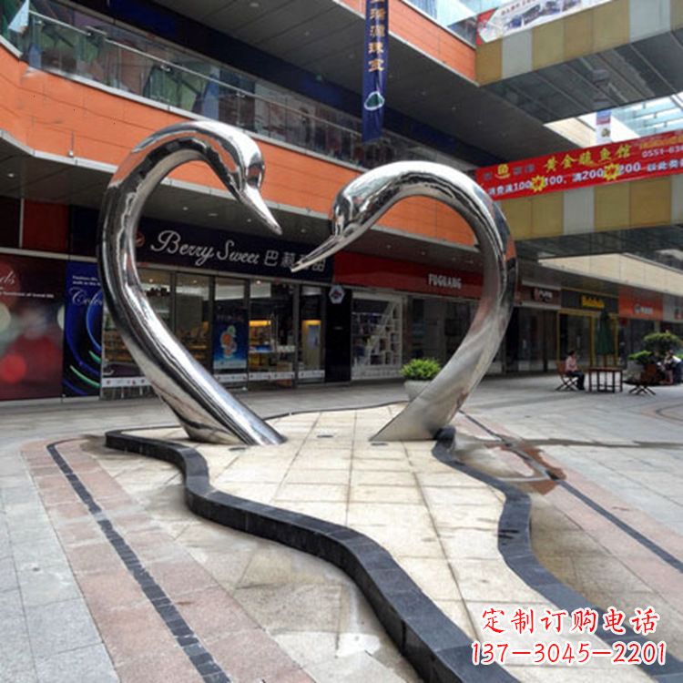 辽阳不锈钢天鹅爱情雕塑把浪漫永恒的爱情永久凝固