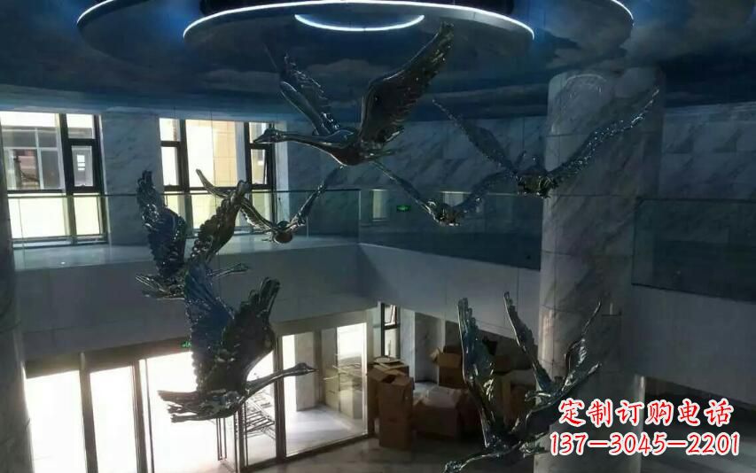 辽阳不锈钢天鹅雕塑赋予室内空间灵动之美