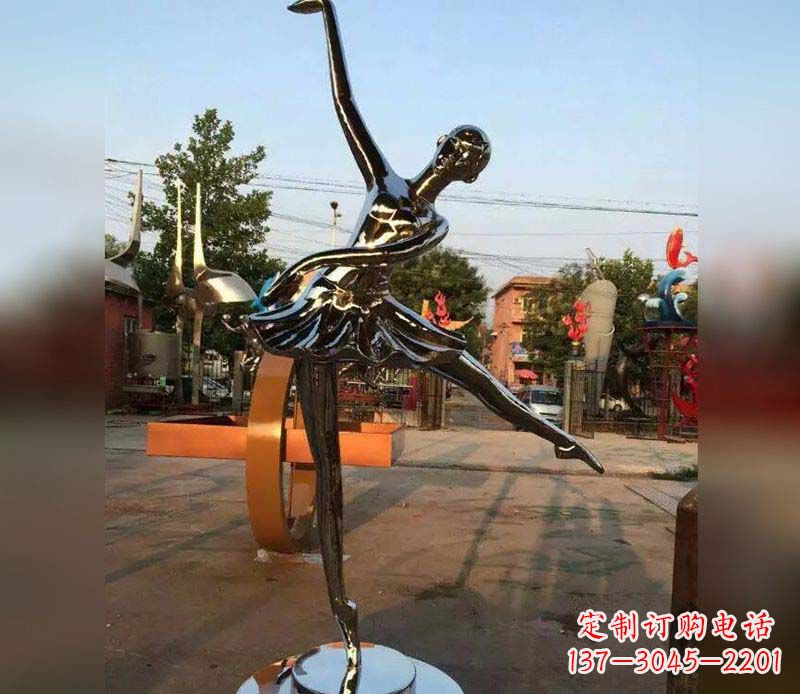 辽阳精美不锈钢美女雕塑