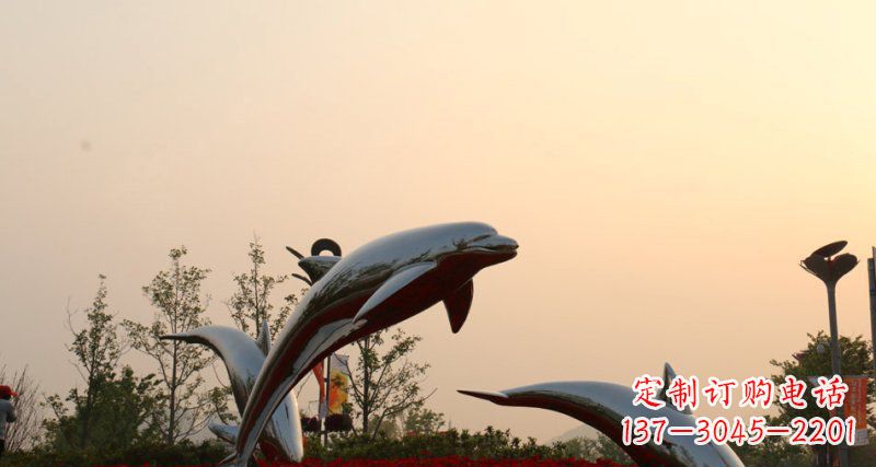 辽阳不锈钢海豚雕塑跳跃的美丽