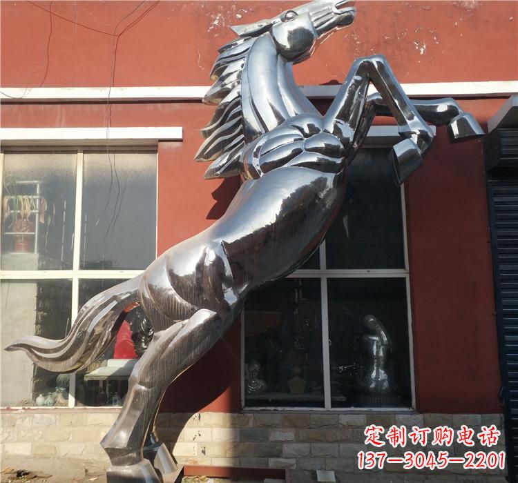 辽阳不锈钢跳跃马雕塑