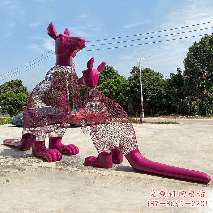 辽阳不锈钢袋鼠雕塑给公园带来美好景观