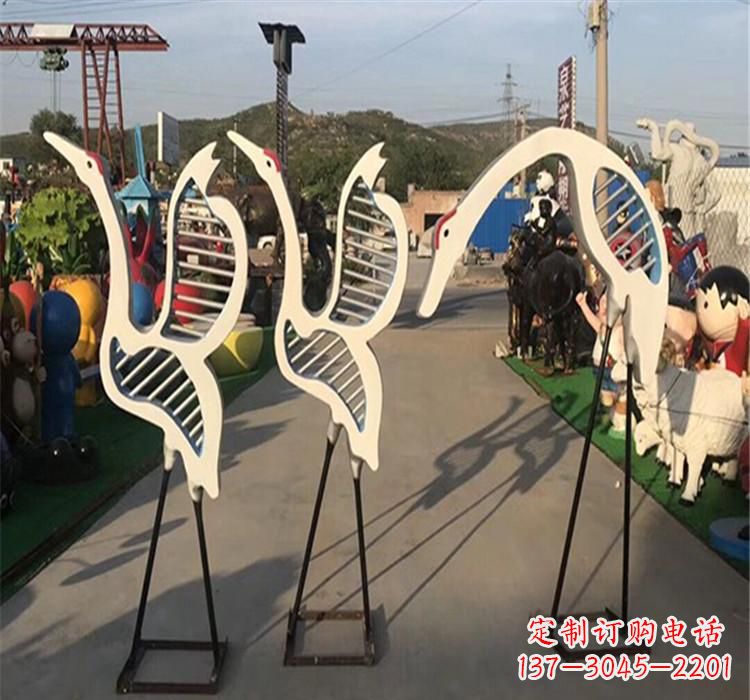 辽阳不锈钢仙鹤雕塑 (2)