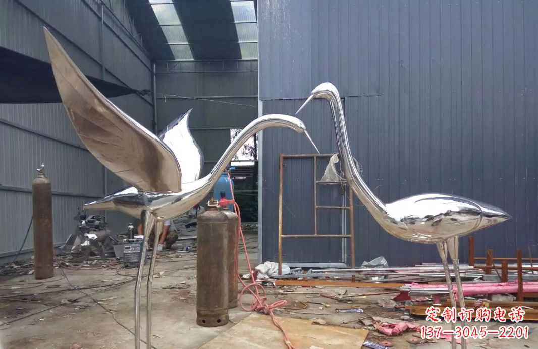 辽阳不锈钢仙鹤雕塑传承中国文化