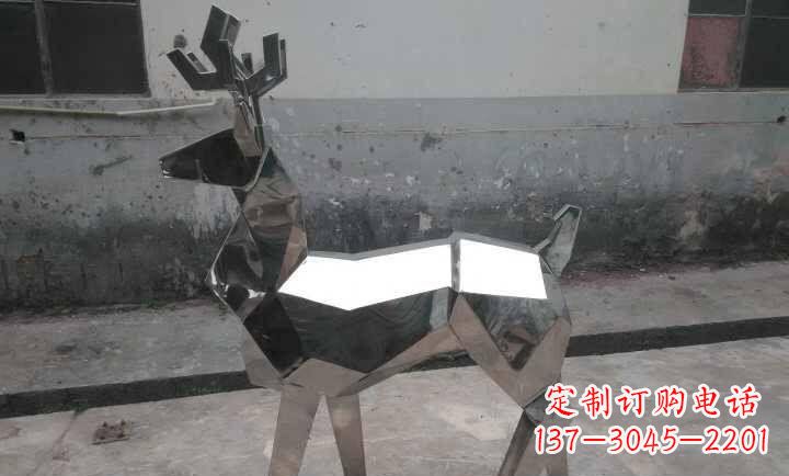 辽阳不锈钢小鹿石雕——雕塑中的优雅与高贵