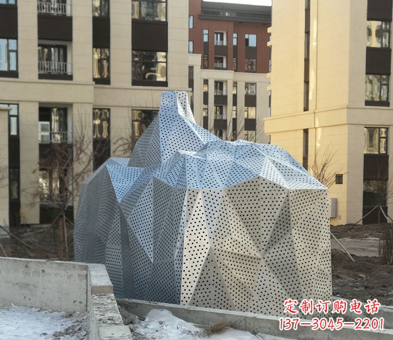 辽阳不锈钢小区假山雕塑雕塑点缀小区美景