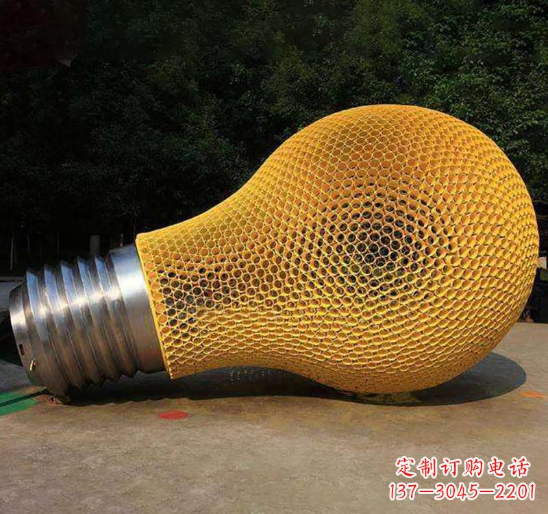 辽阳不锈钢灯泡雕塑点亮小区景观