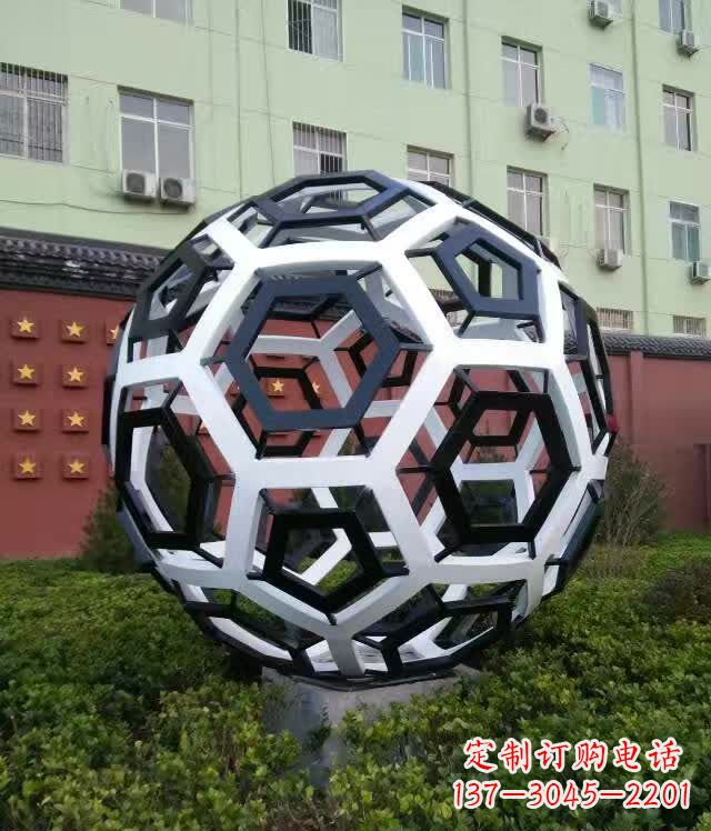 辽阳不锈钢足球雕塑缔造校园新风貌