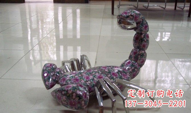 辽阳不锈钢蝎子雕塑精美的装饰品