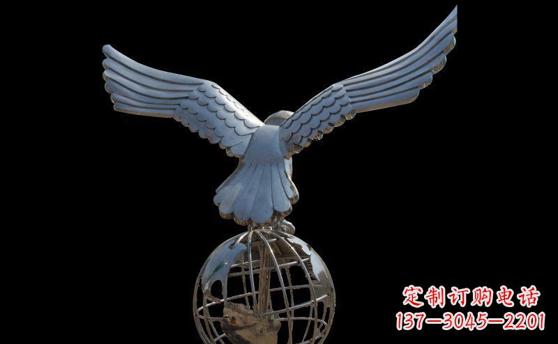 辽阳雄鹰的翱翔——不锈钢雄鹰雕塑
