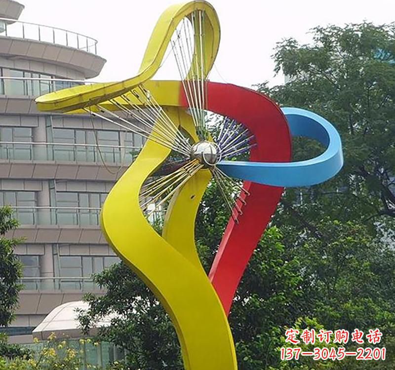 辽阳不锈钢风车雕塑——烤漆之美