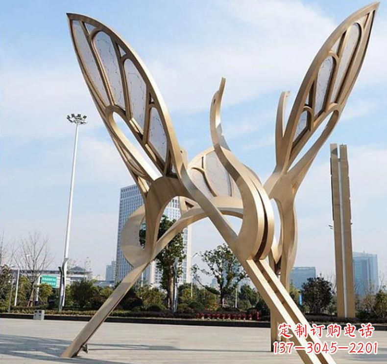 辽阳不锈钢园林仙鹤雕塑传承传统艺术精髓