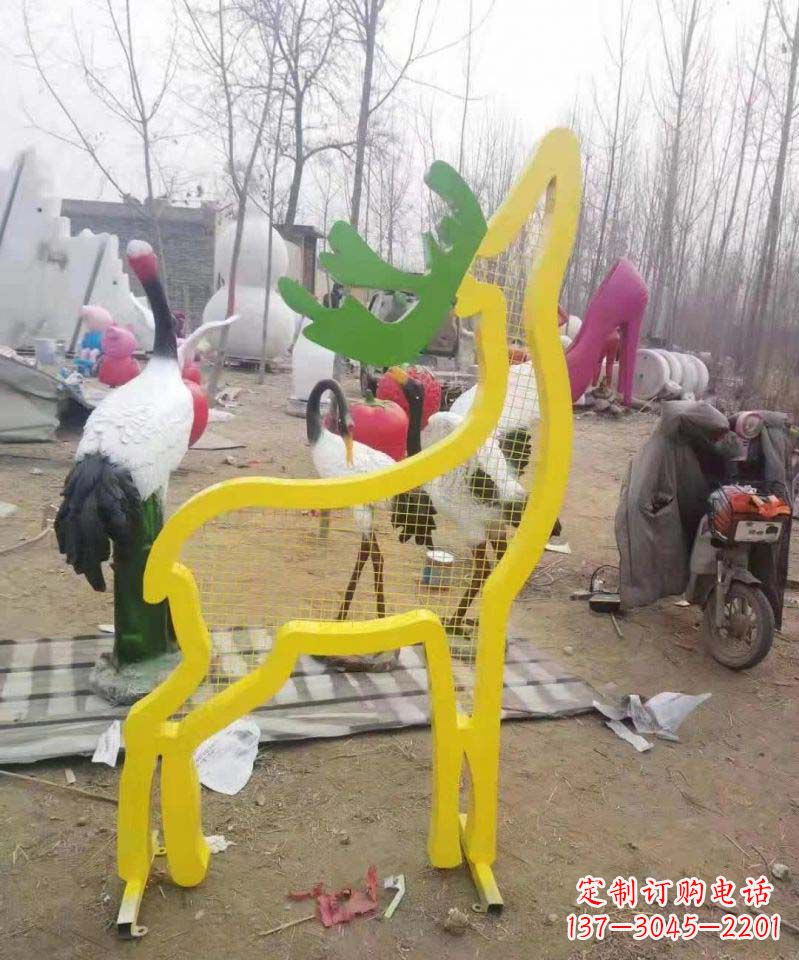 辽阳不锈钢园林造型景观小鹿雕塑