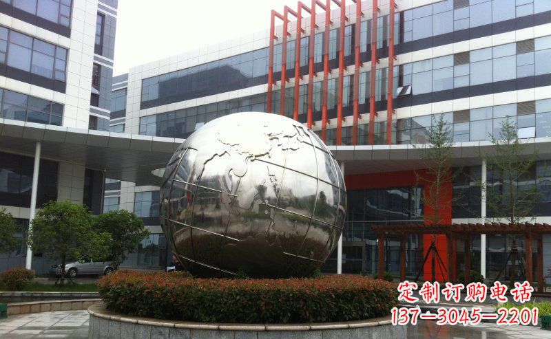 辽阳不锈钢圆球地球雕塑描绘地球的美丽