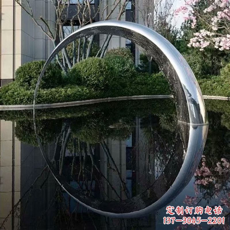 辽阳不锈钢月亮雕塑璀璨照亮夜空