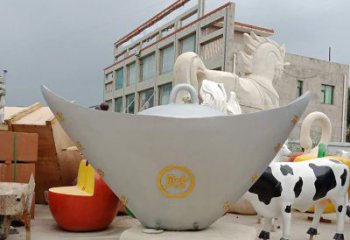 辽阳不锈钢元宝雕塑精美而珍贵