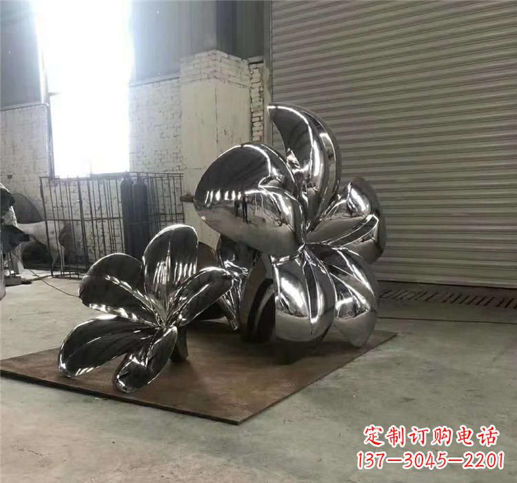 辽阳不锈钢植物镜面荷花雕塑——艺术的精美结晶