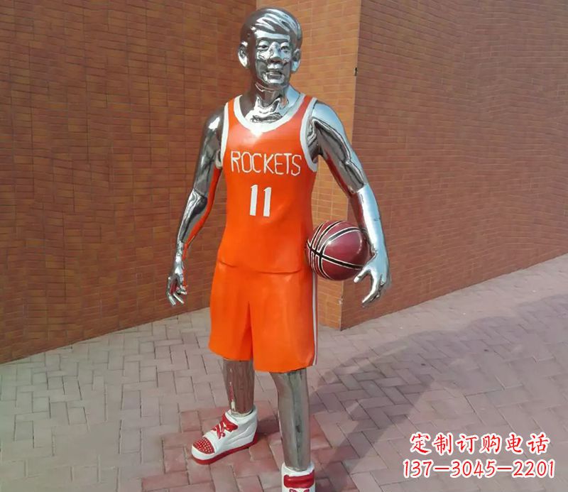 辽阳精美的足球雕塑