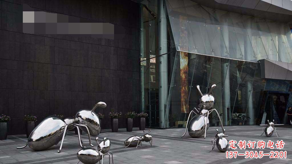 辽阳不锈钢蚂蚁雕塑——美化步行街