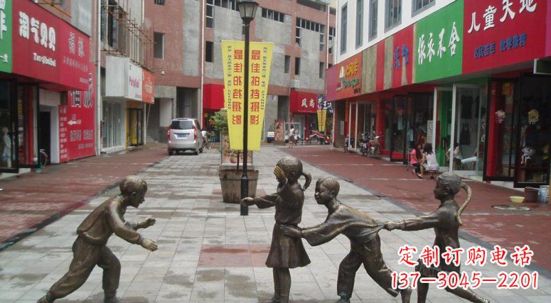 辽阳老鹰猎食雕塑