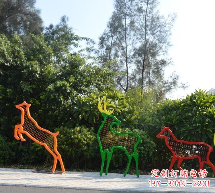 辽阳精美的彩色不锈钢梅花鹿雕塑