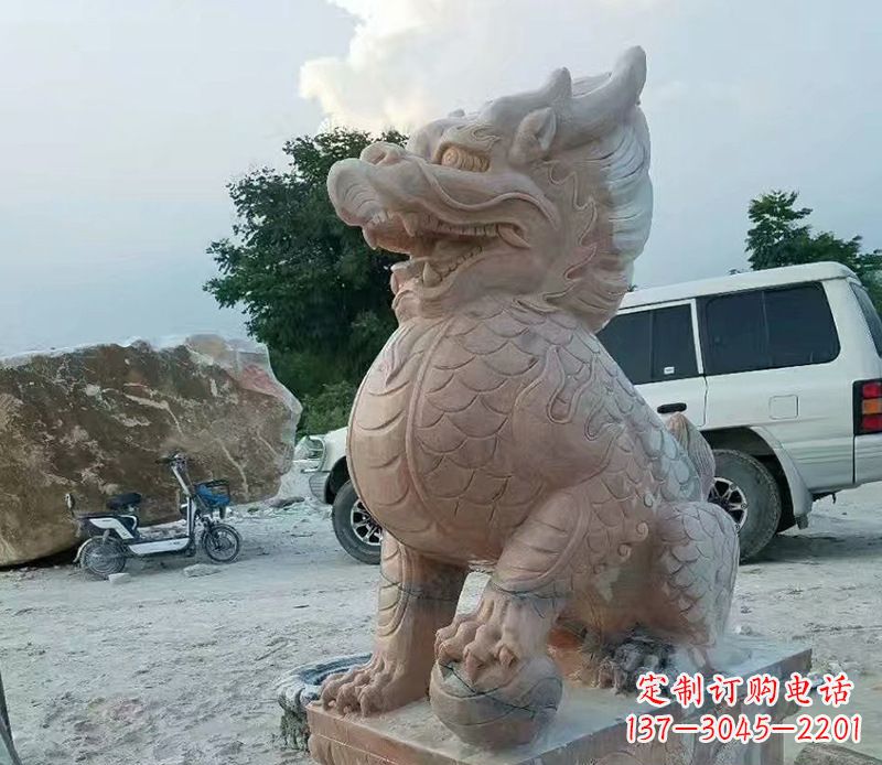辽阳麒麟雕塑象征传统文化的精灵