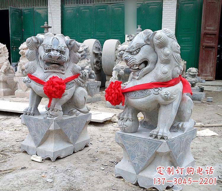 辽阳该雕塑的情况。