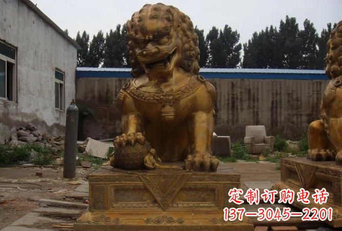 辽阳静谧的狮子雕塑精美的工艺与精神传承