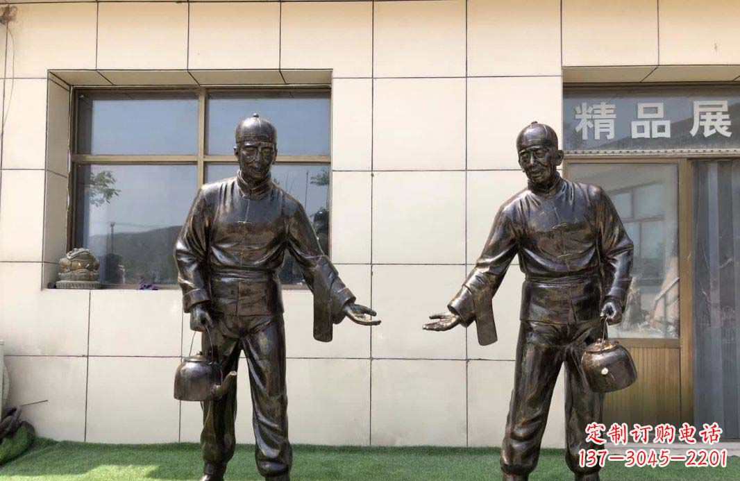 辽阳茶馆民俗店小二铜雕
