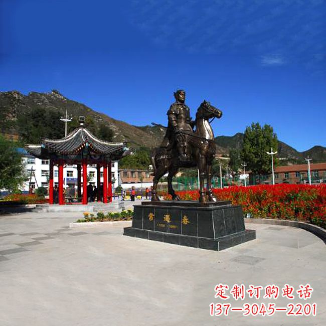 辽阳纪念历史名人的骑马雕塑