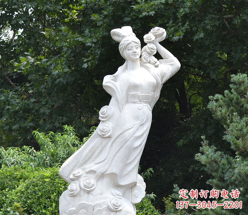 辽阳嫦娥奔月景观石雕