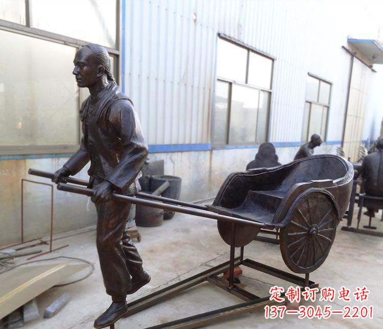 辽阳青铜车夫雕塑致敬车夫的贡献