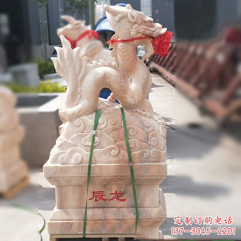 辽阳龙雕塑融合古典与现代