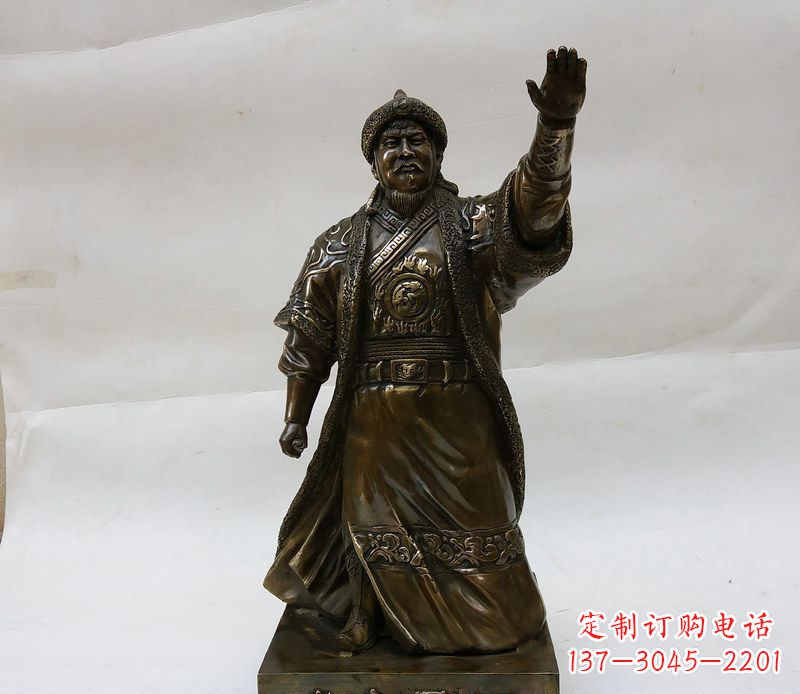 辽阳成吉思汗源自铜雕的传奇人物
