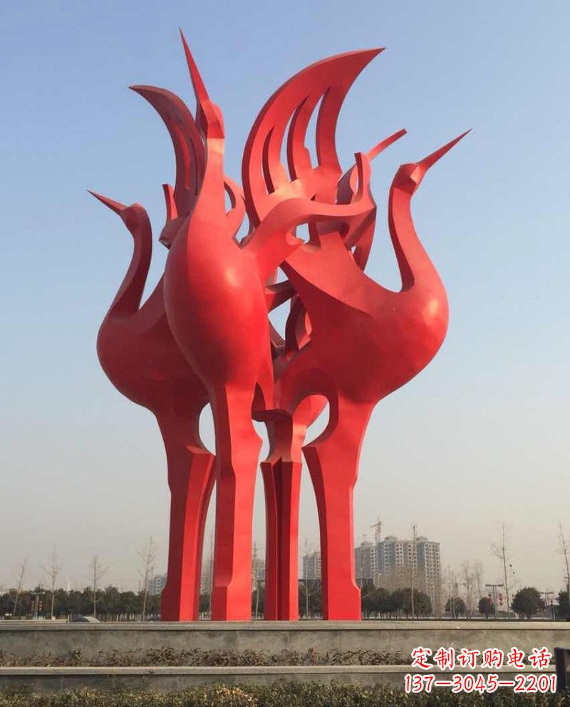 辽阳仙鹤雕塑一座城市的标志